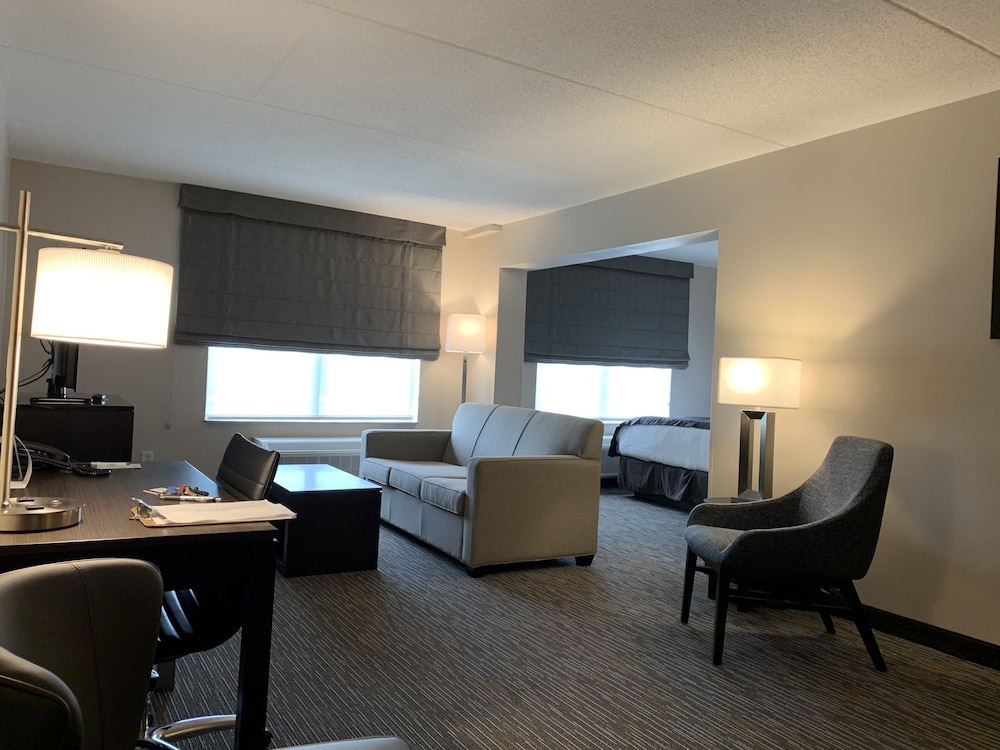 Wingate By Wyndham Wilmington 37/56