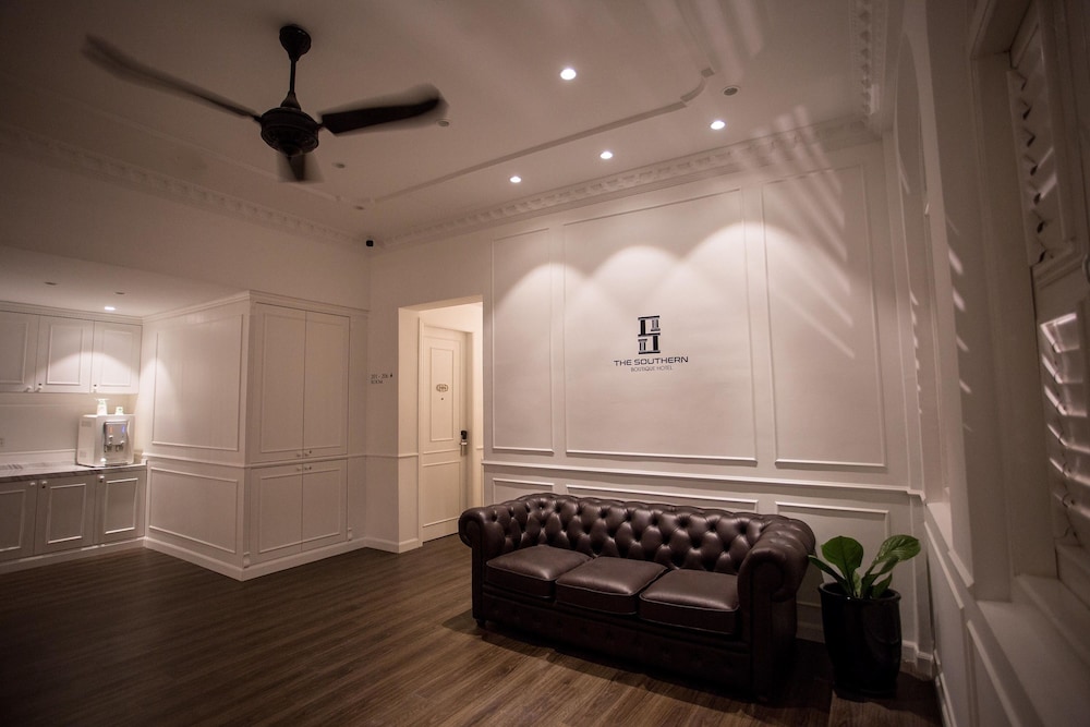 The Southern Boutique Hotel 22/28
