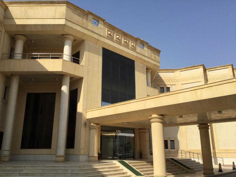 غرفة قياسية بسرير مزدوج أو سريرين منفصلين