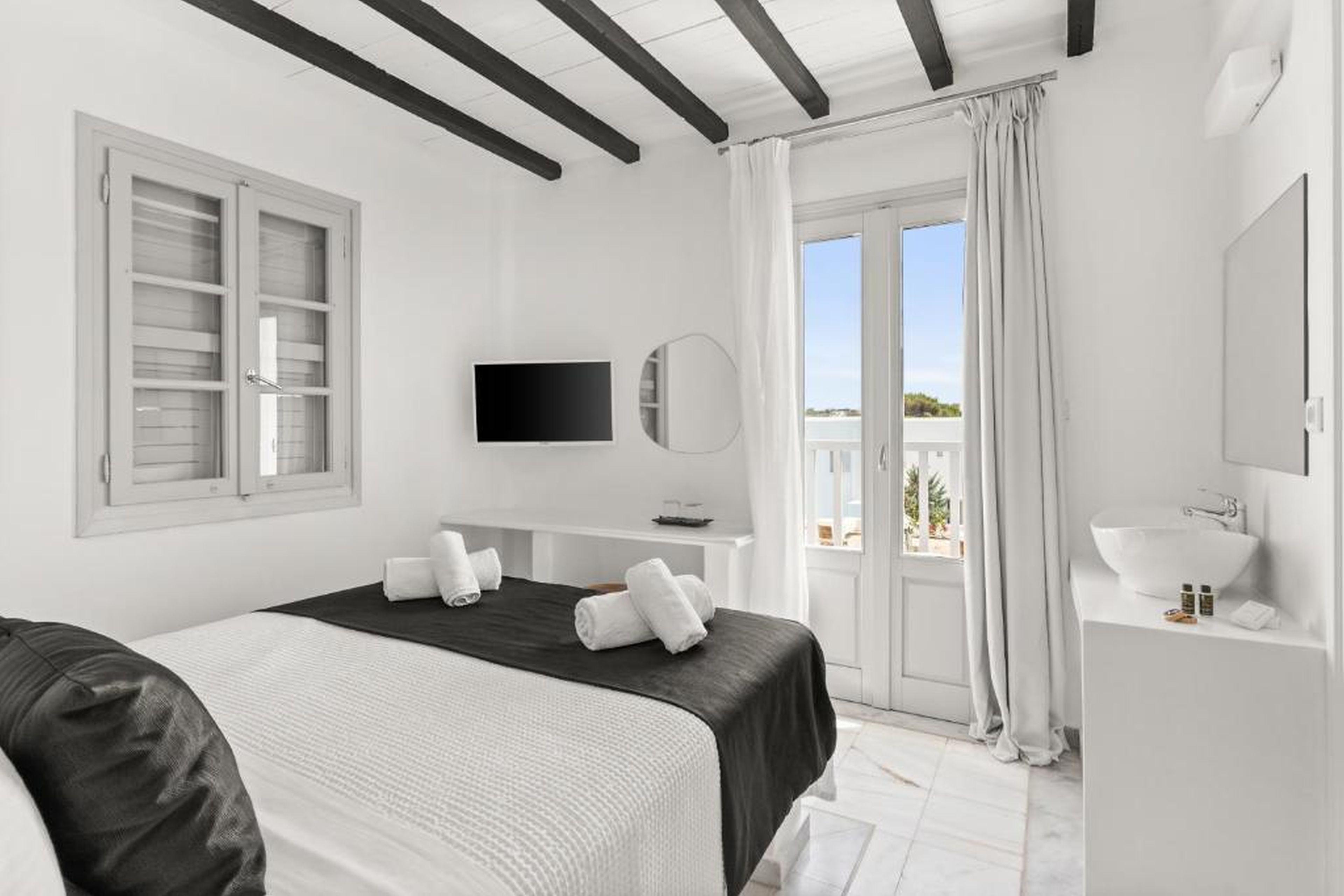 Room, Double Bed, Inland View