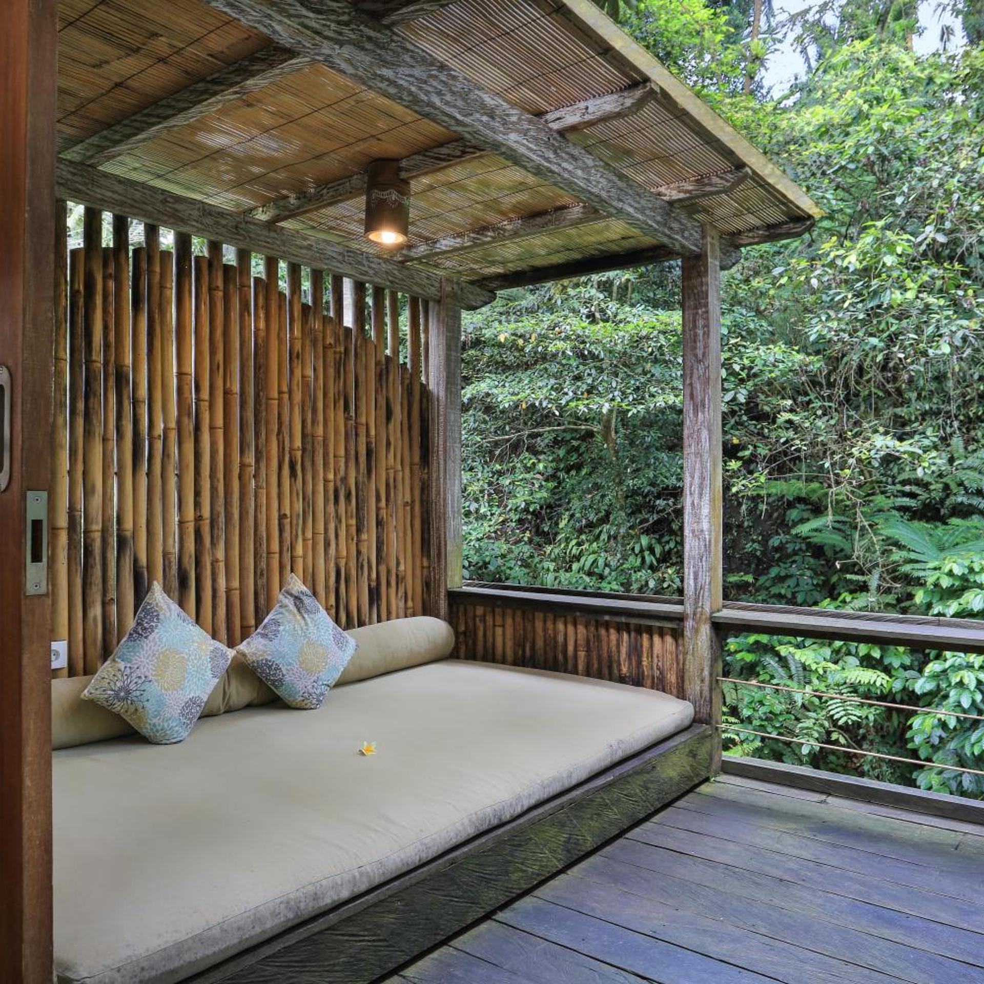 Escape, Wellness, River, Suite