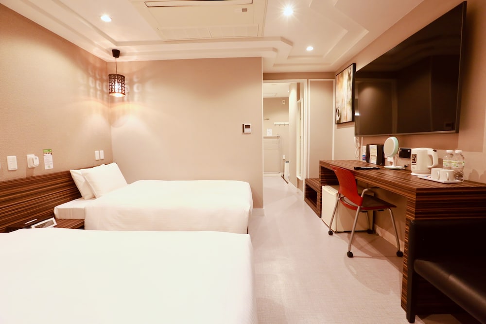 غرفة بسريرين منفصلين في الملحق، Hotel 88 Shinsaibashi 2/10