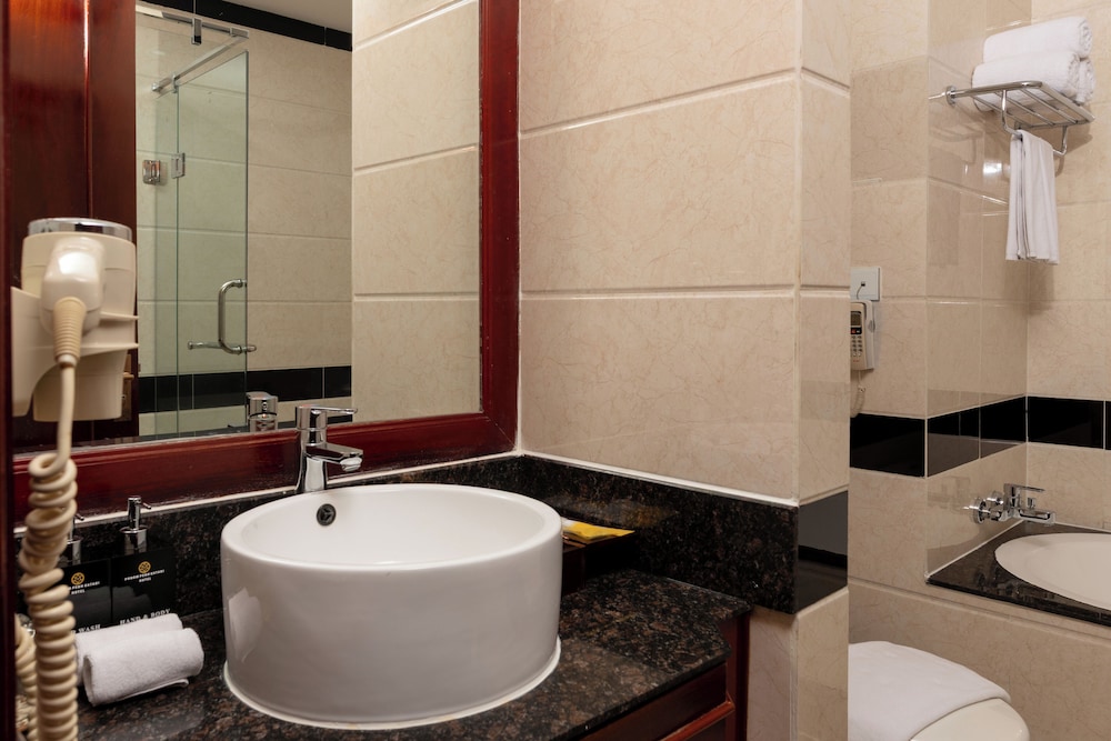 Phnom Penh Katari Hotel 73/73