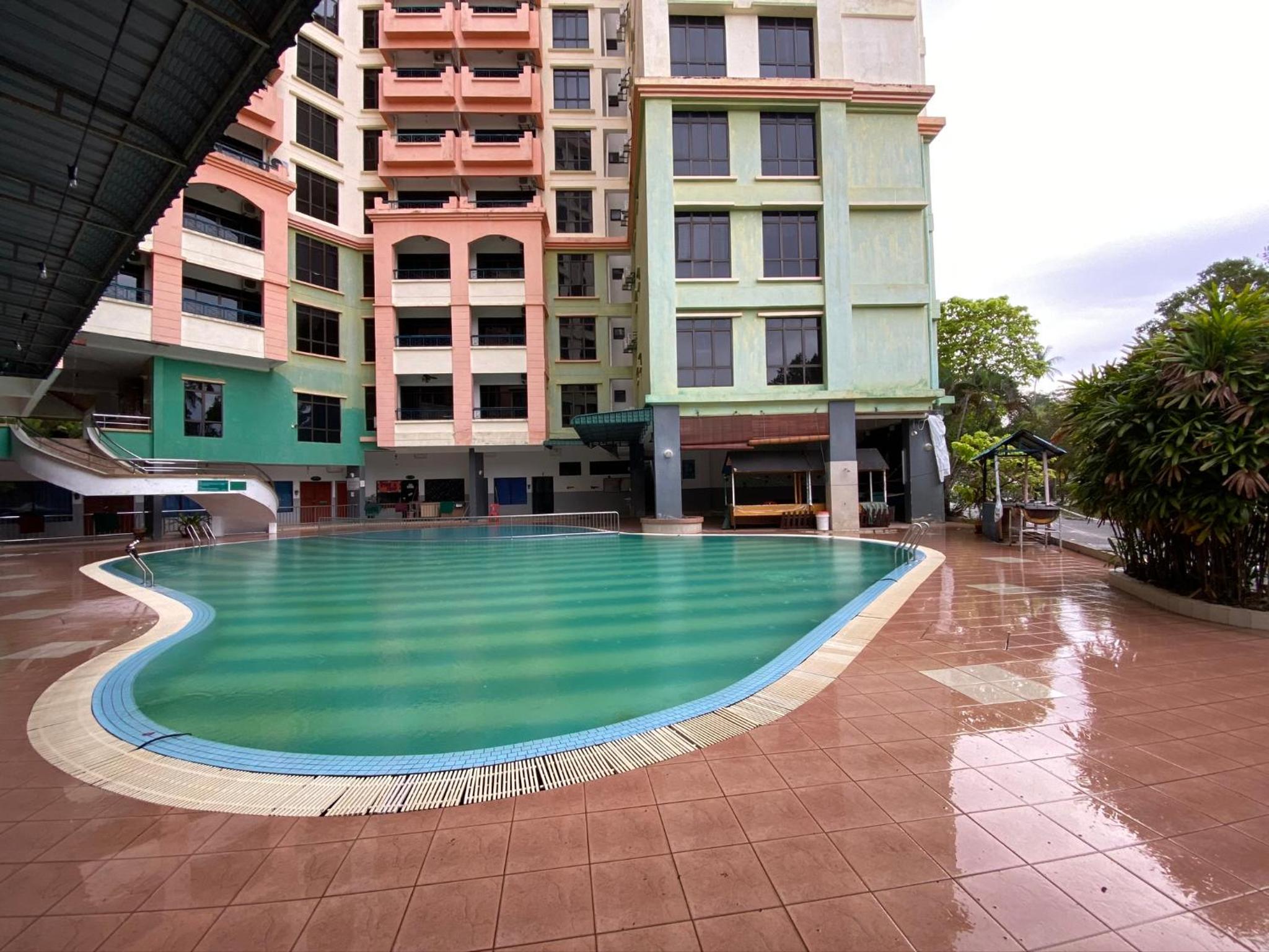 Marina Cove Resort 42/48