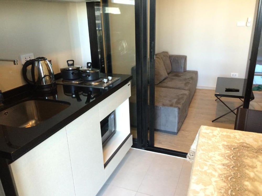 Many Holiday The Base Condo 24/45