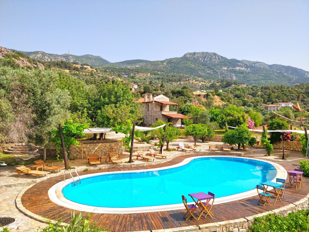 Zephyros Hotel 32/44