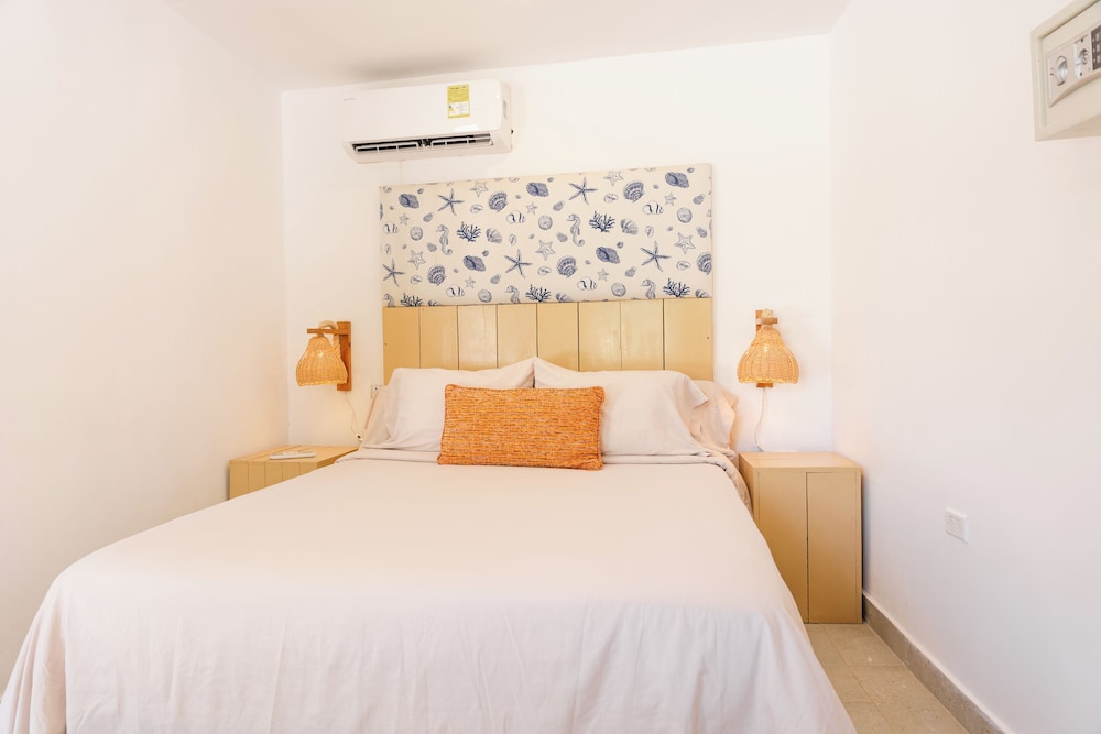 HOTEL ISLA REAL 13/48
