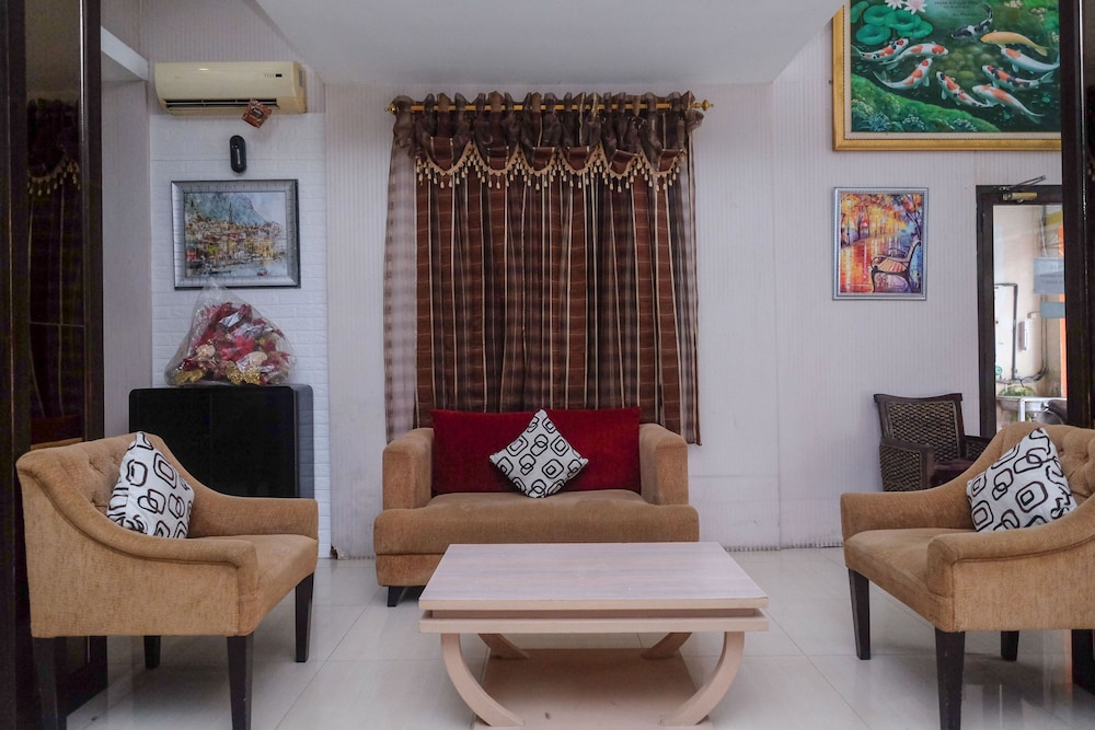 RedDoorz Plus Grand Populer Hotel (ex Nida Rooms Makassar Sulawesi) 23/33