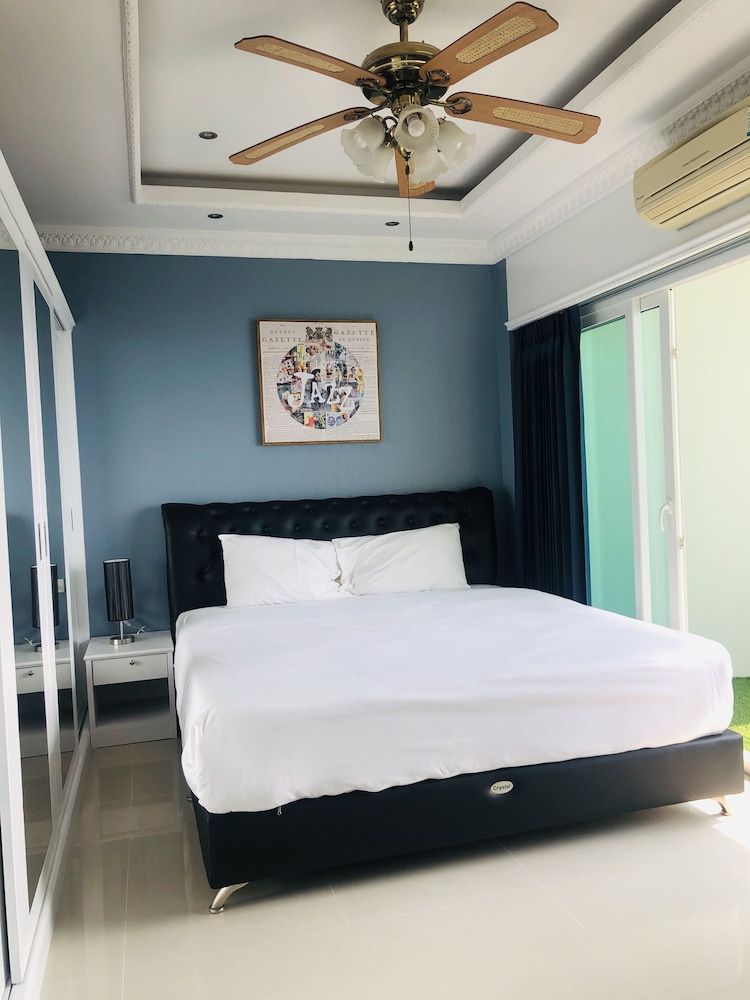 View Talay 6 Condominium By Honey 7/84