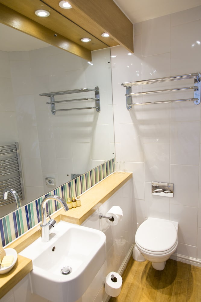 Red Lion - B&amp;B 36/39