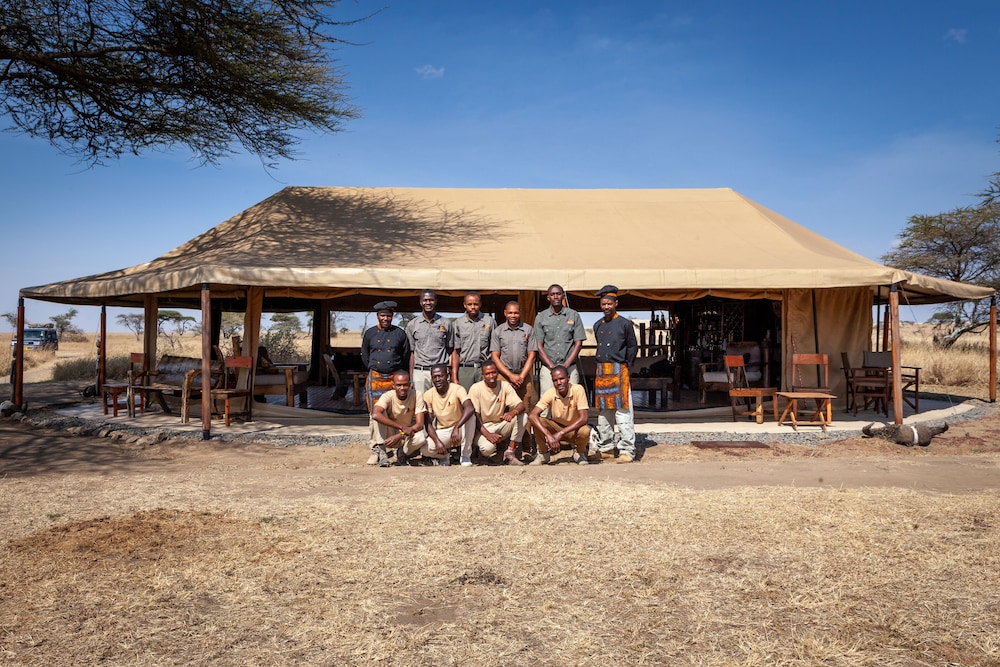 Mawe Luxury Tented Camp 40/50