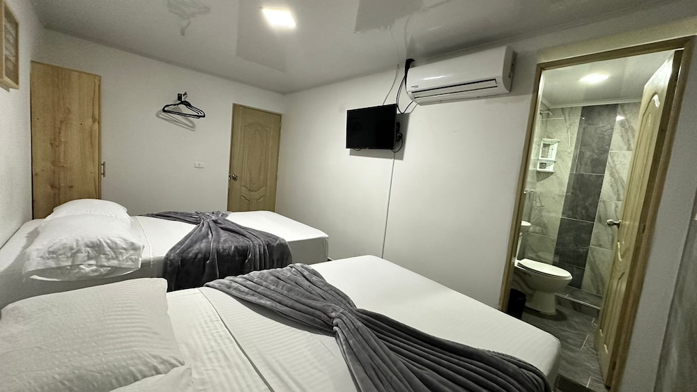 Hotel Nakama 17/50