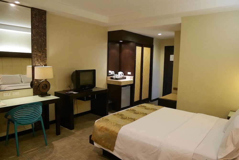 Circle Inn Hotel and Suites 13/63
