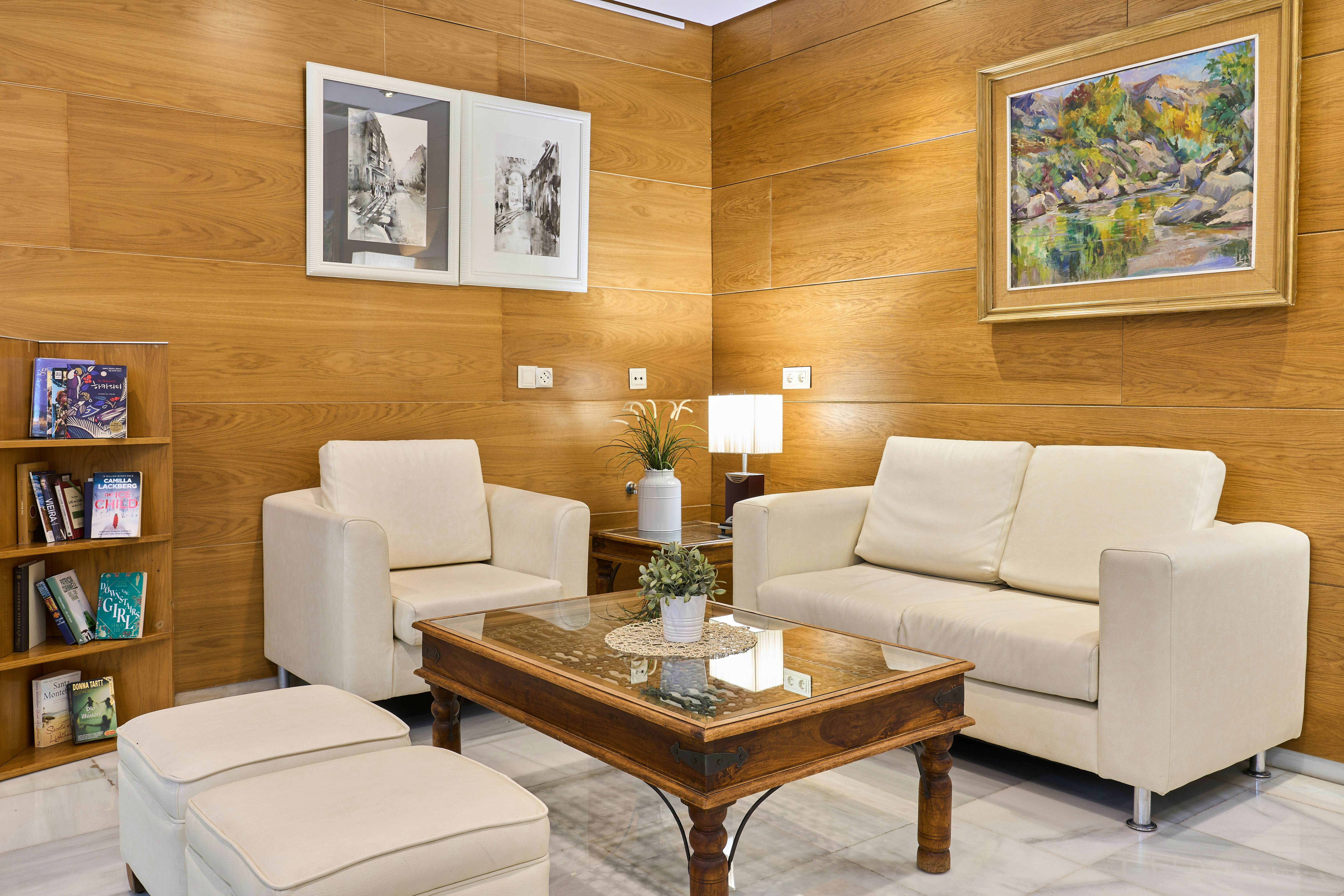 Navas Hotel 54/82