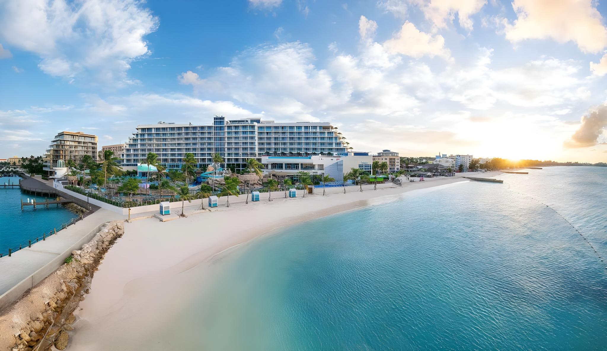 1 BEDROOM, RESIDENCE, SUITE, KING BED, OCEAN FRONT, SOFA, KITCHEN