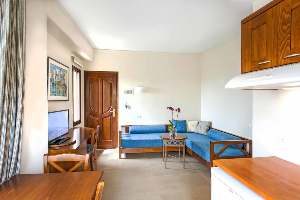 Frideriki Studios Apartments 33/47