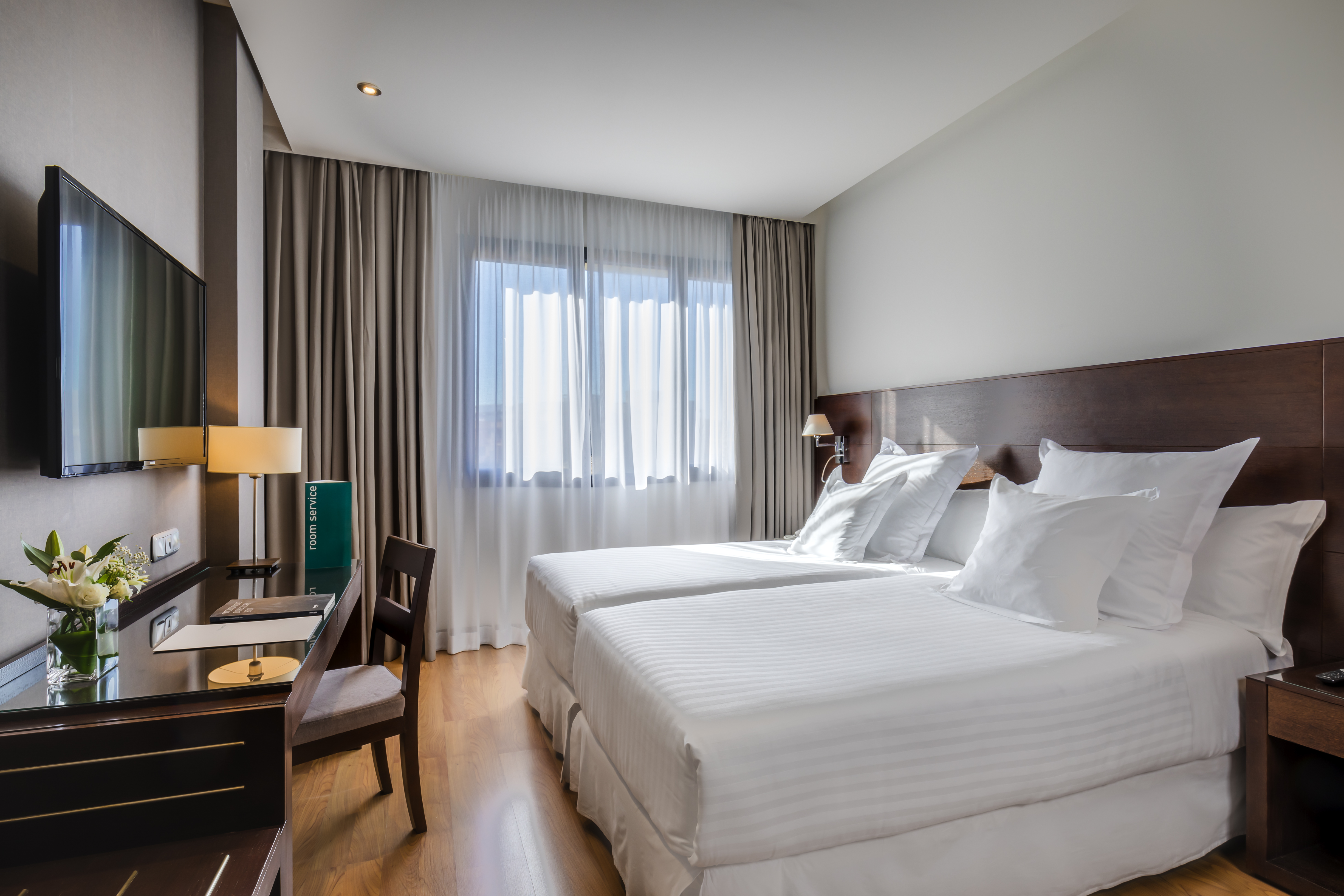 Room, Double Bed