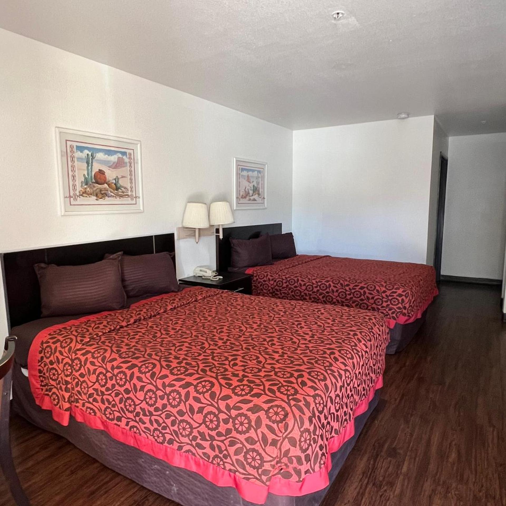 American Inn & Suites 3/7
