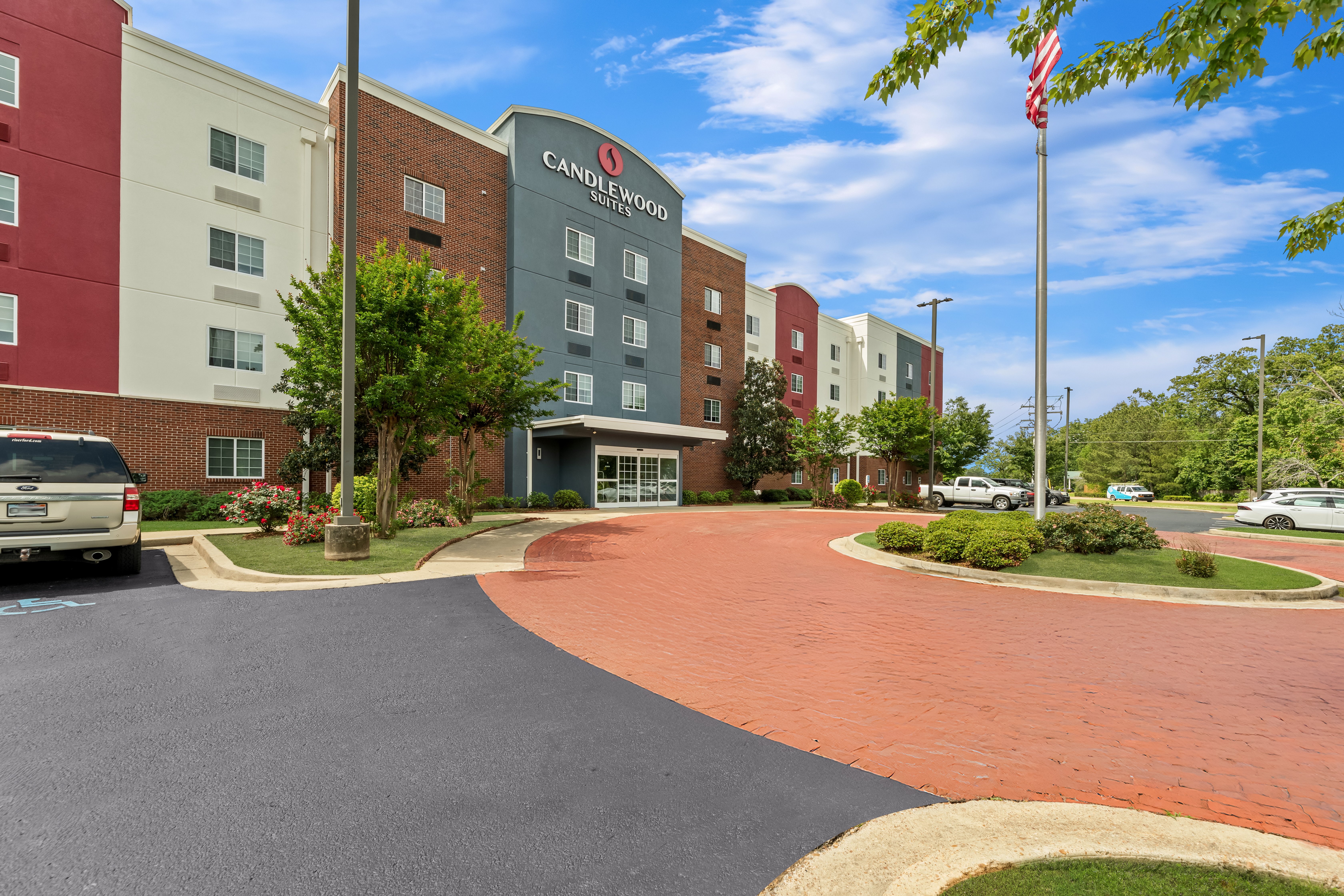 Candlewood Suites Flowood 37/39
