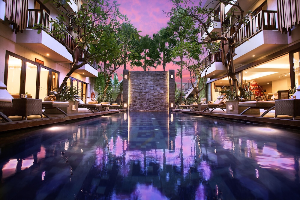 d’primahotel Seminyak (Ex Sense Hotel) 22/26