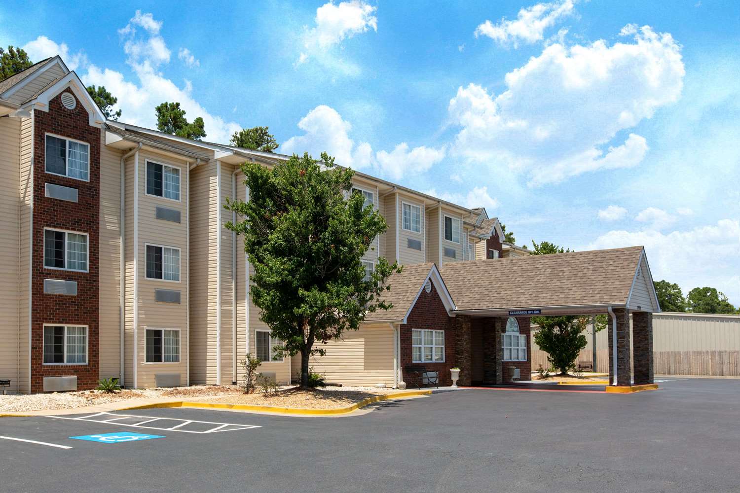 Microtel Inn And Suites Augusta 20/26