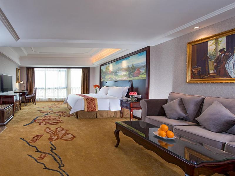 Vienna International Hotel (Huidong Honghai Bay) 22/40
