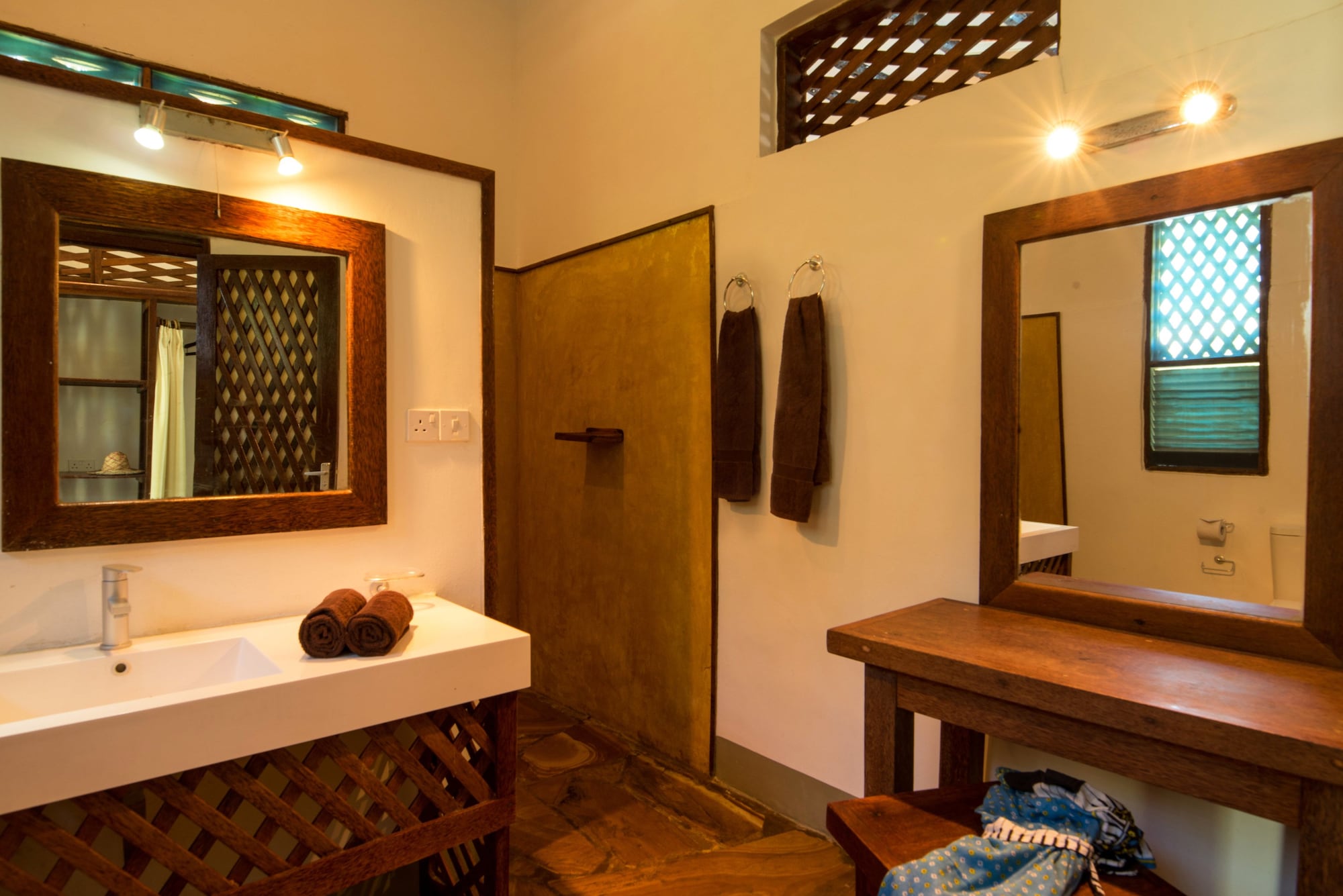 Suite, Double Bed, Sea View, Plunge Pool, Pongwe Beach Hotel 2/2