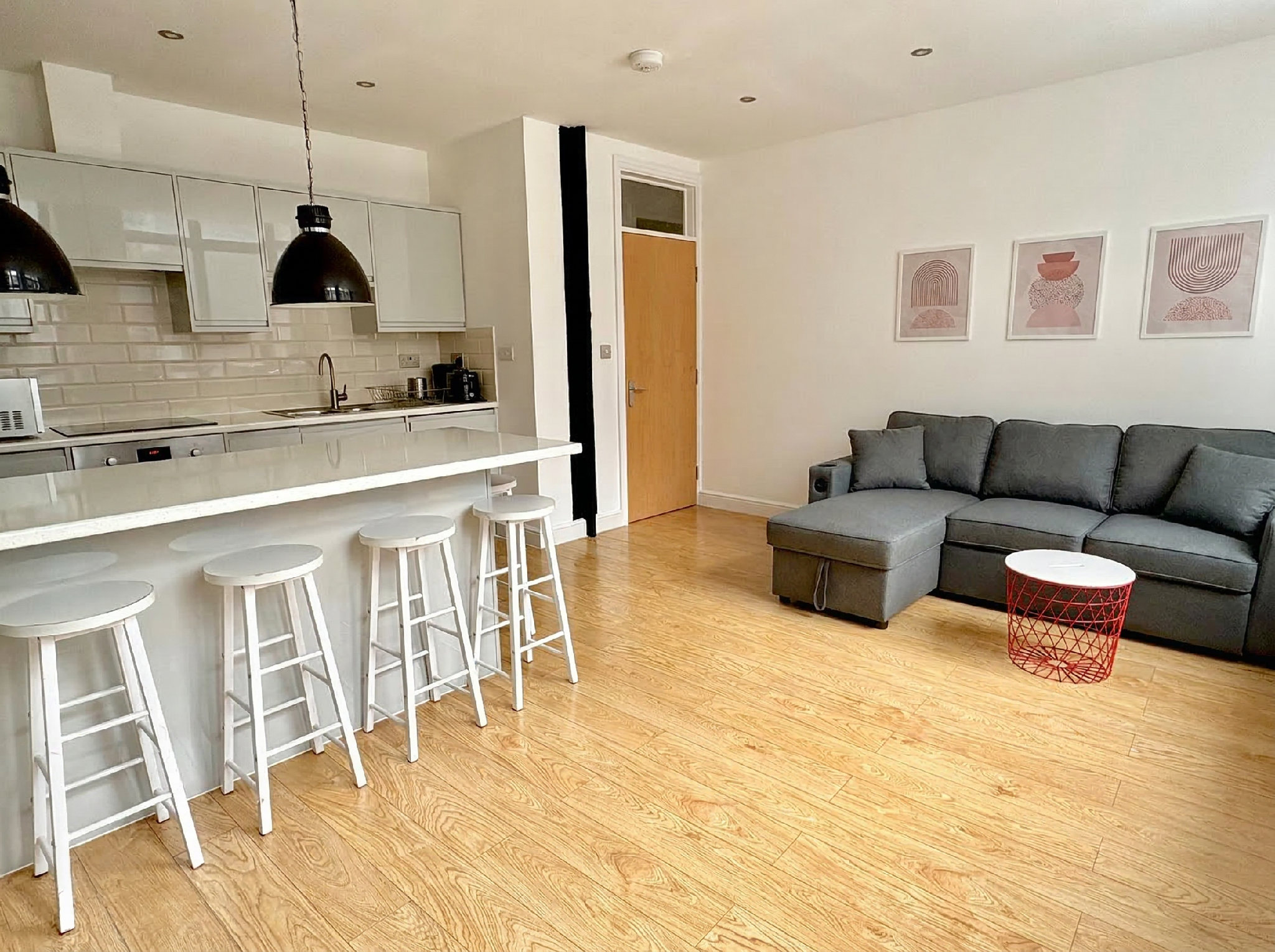 Shoreditch Apartments by PrimeCityHosts 17/37