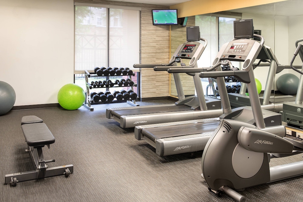 Courtyard Marriott Denton 20/47