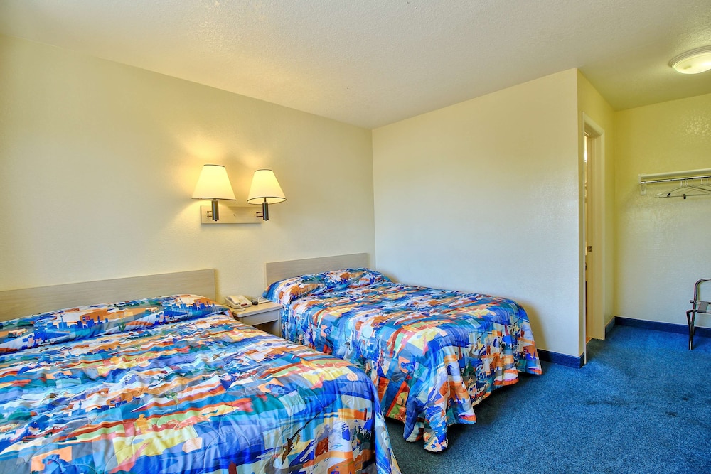 Motel6 Nogales, AZ - Mariposa Road 10/31