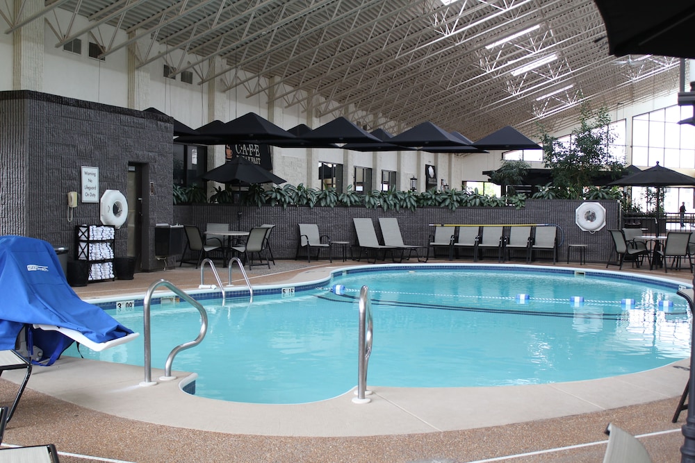 DoubleTree by Hilton Quincy 45/77