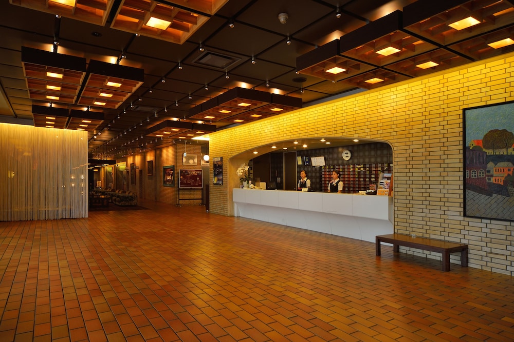 Inasayama Kanko Hotel 8/67