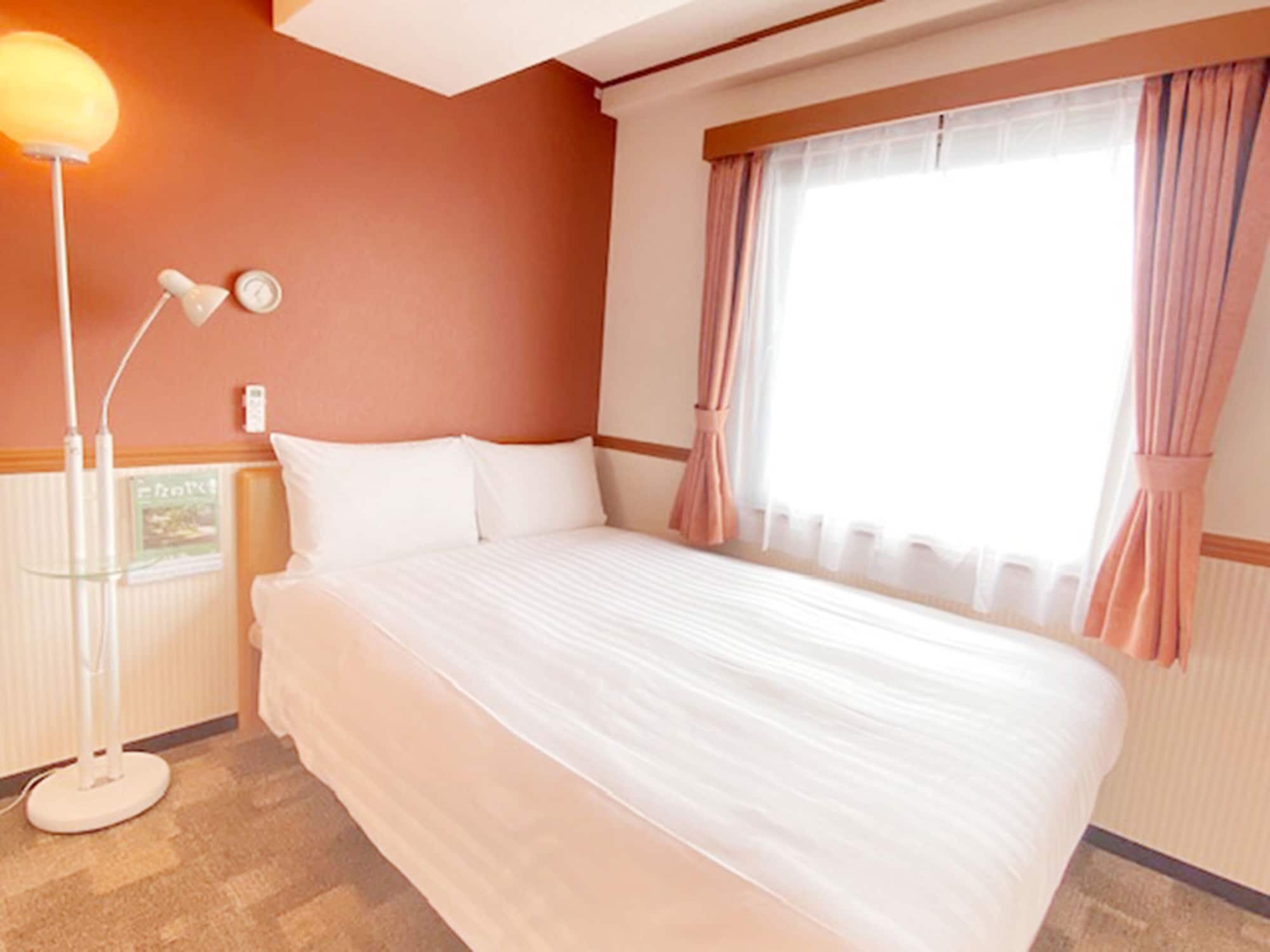 ECONOMY, DOUBLE BED