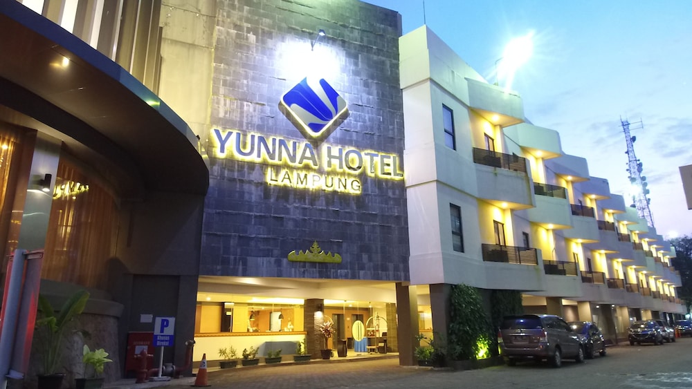 Yunna Hotel Lampung 2/50