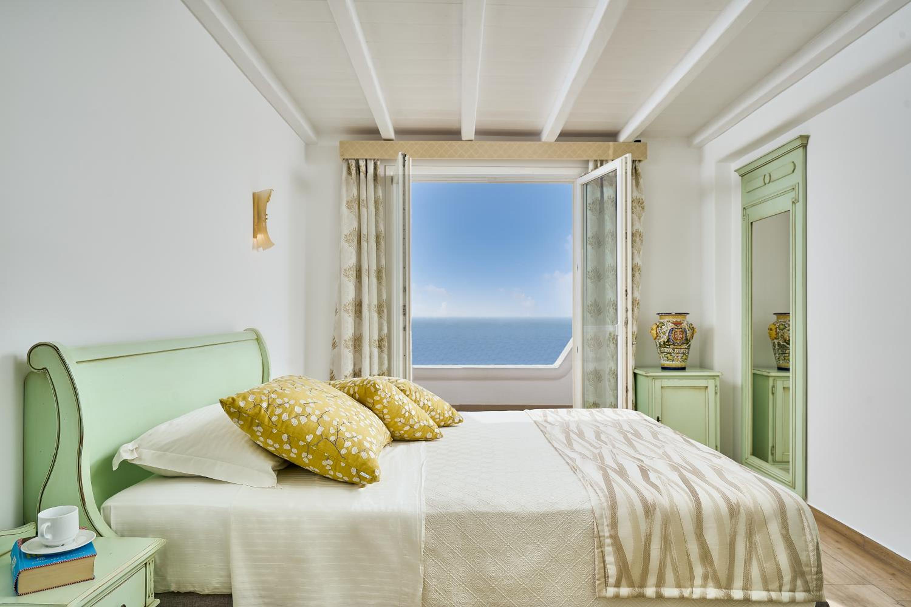 Villa, 2 Pool Beds