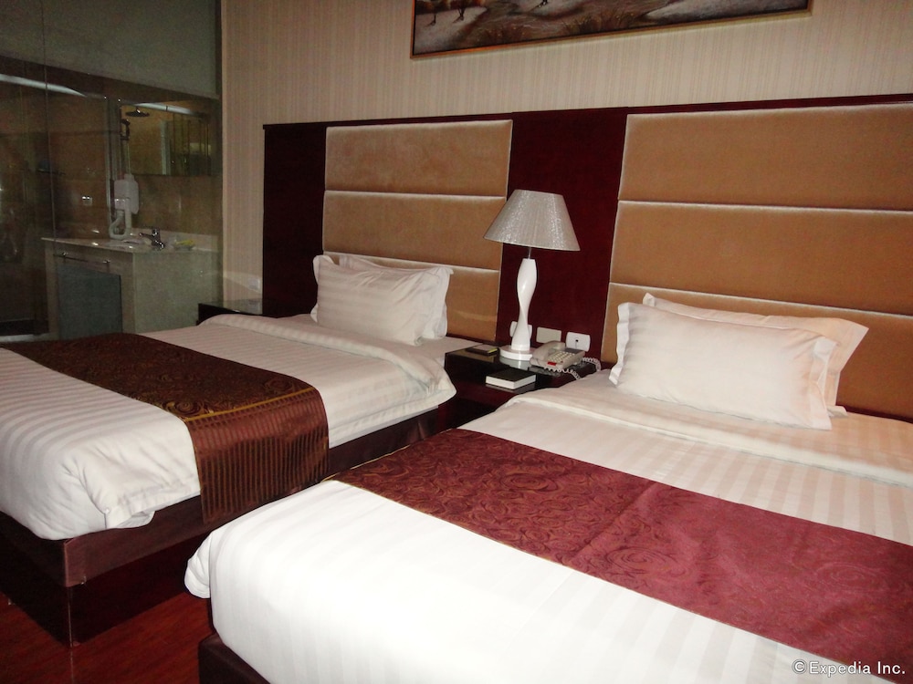 Sunlight Hotel Puerto Princesa 16/60