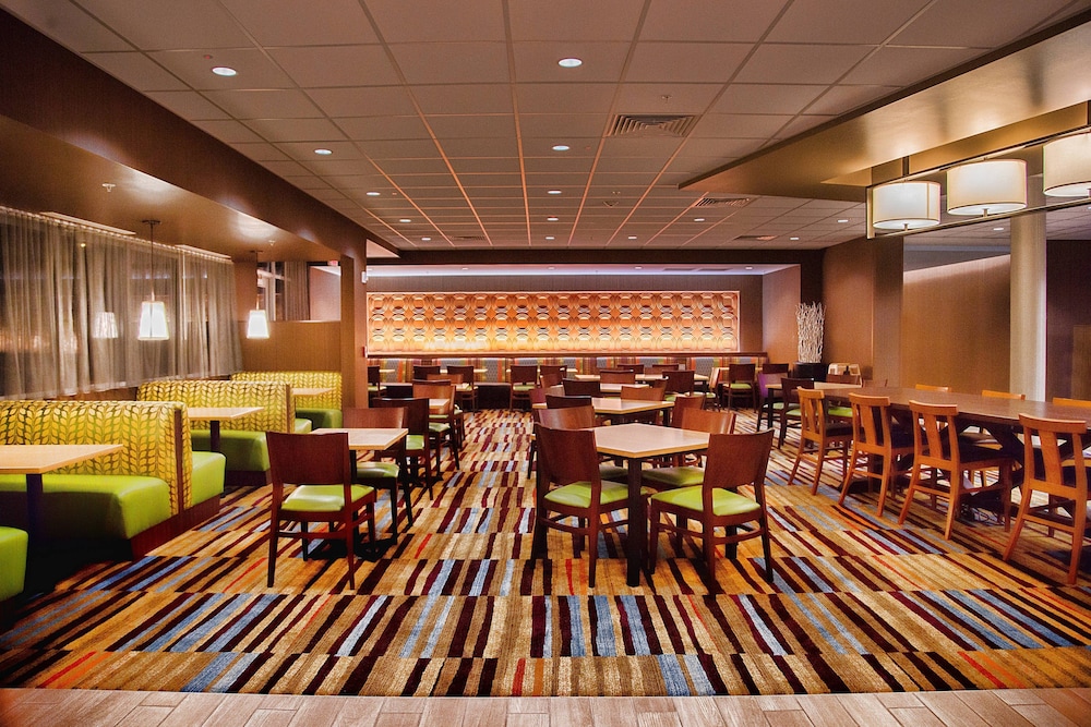 Fairfield Inn Suites By Marriott Pocatello 28/34