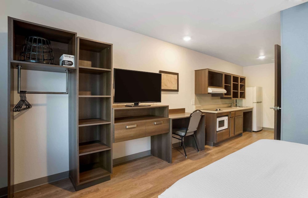 Extended Stay America Suites- Tampa - Casino Area 9/17
