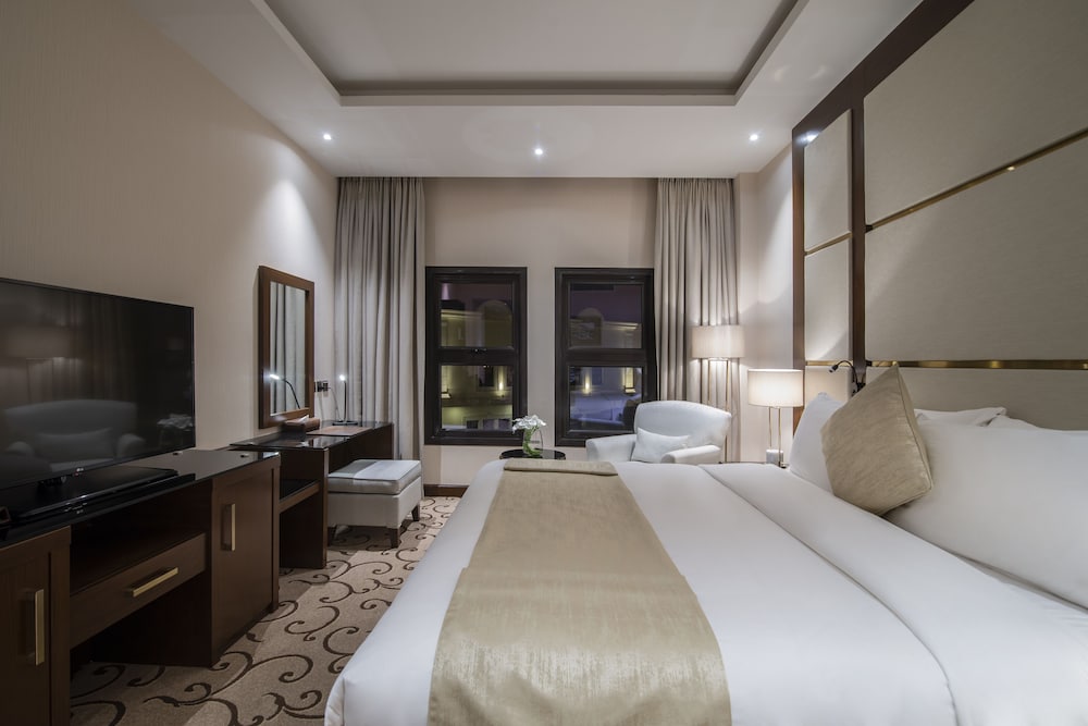 فيتوري بالاس(Vittori Palace Hotel and Residences) 15/46