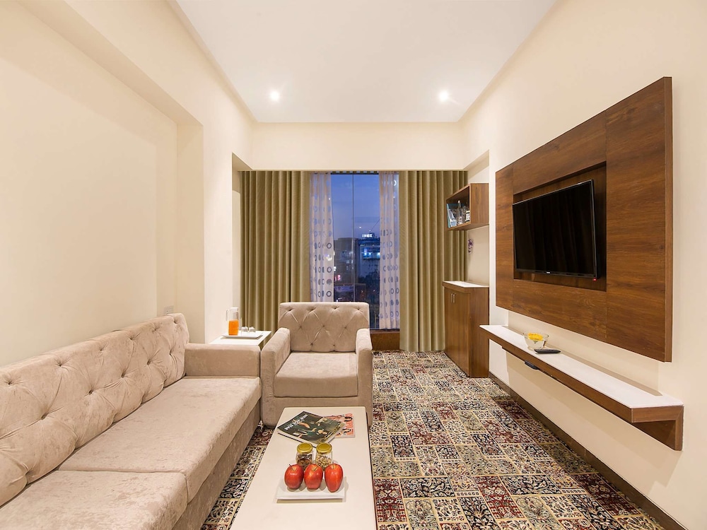 HRJ Sarovar Portico Indore 25/35