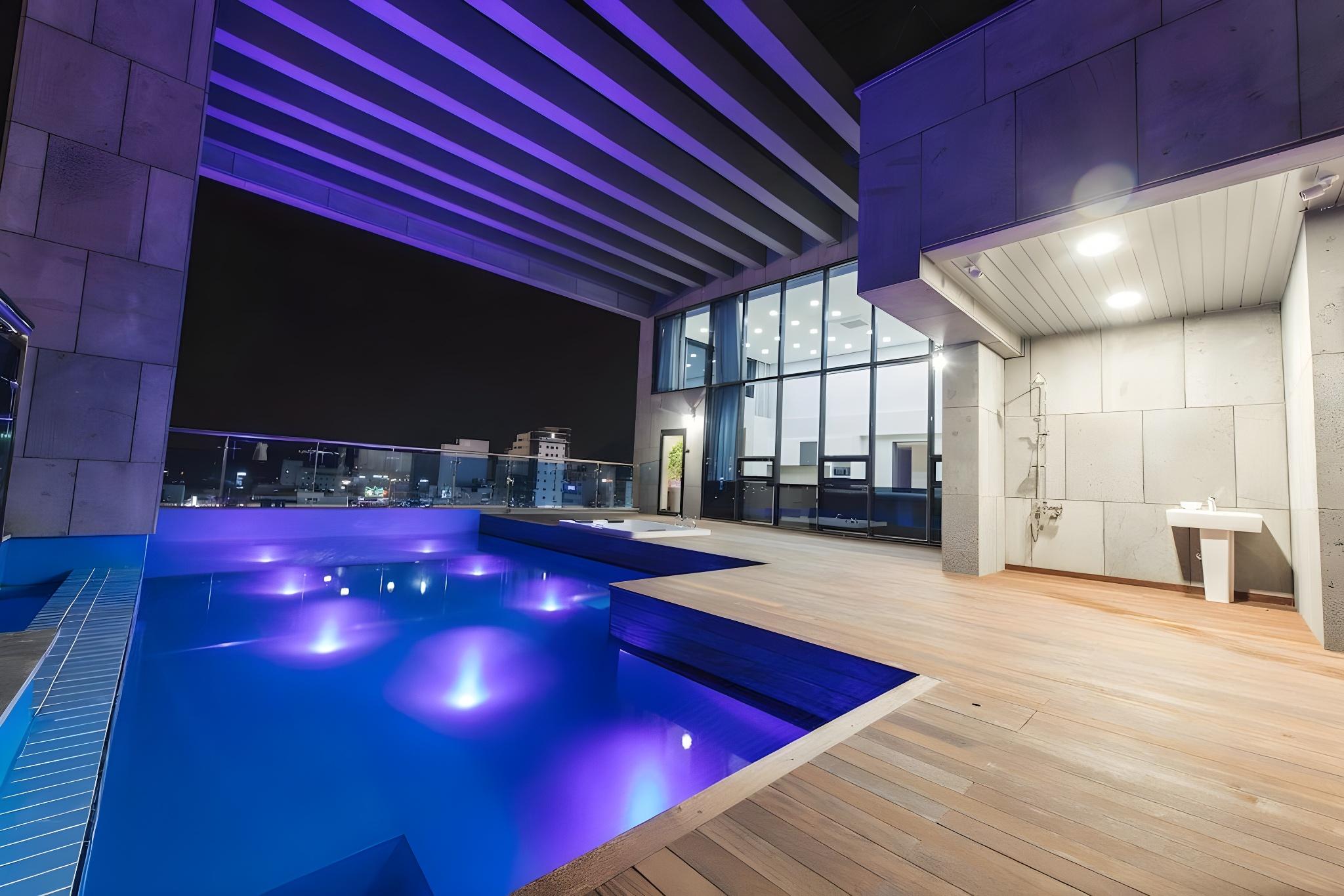 R&B Business Hotel 30/42