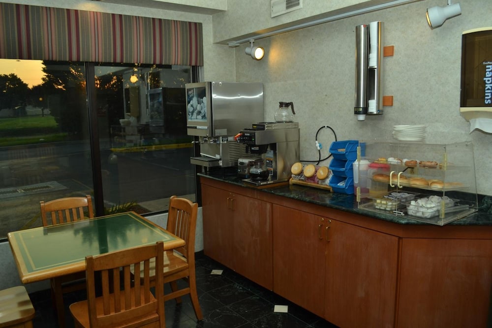 Travel Inn New Castle Airport 40/57