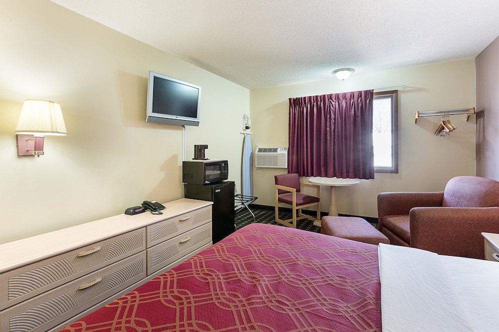 Americas Best Value Inn Beatrice 15/21