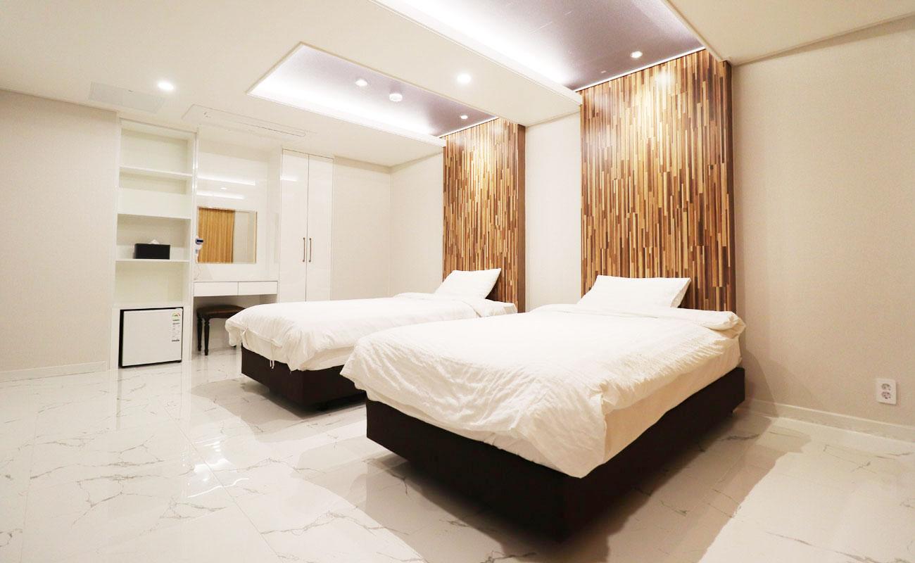 Chungju Grand Hotel 15/36