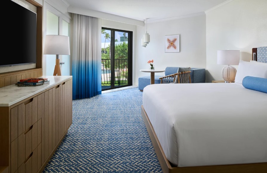 1 Bedroom, Ocean, Premium, Suite, King Bed, Pool View