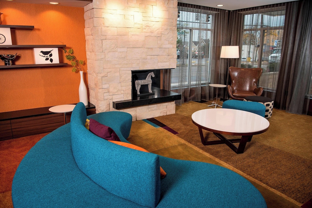 FAIRFIELD INN & SUITES CINCINNATI UPTOWN/UNIVERSITY AREA 35/50
