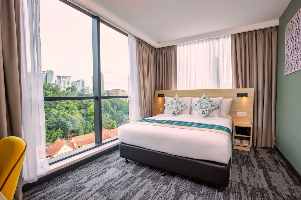 Santa Grand Signature Kuala Lumpur 7/42