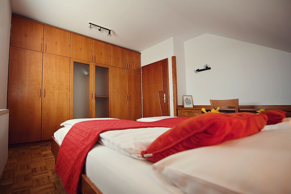 Hotel Bajt Maribor 4/21