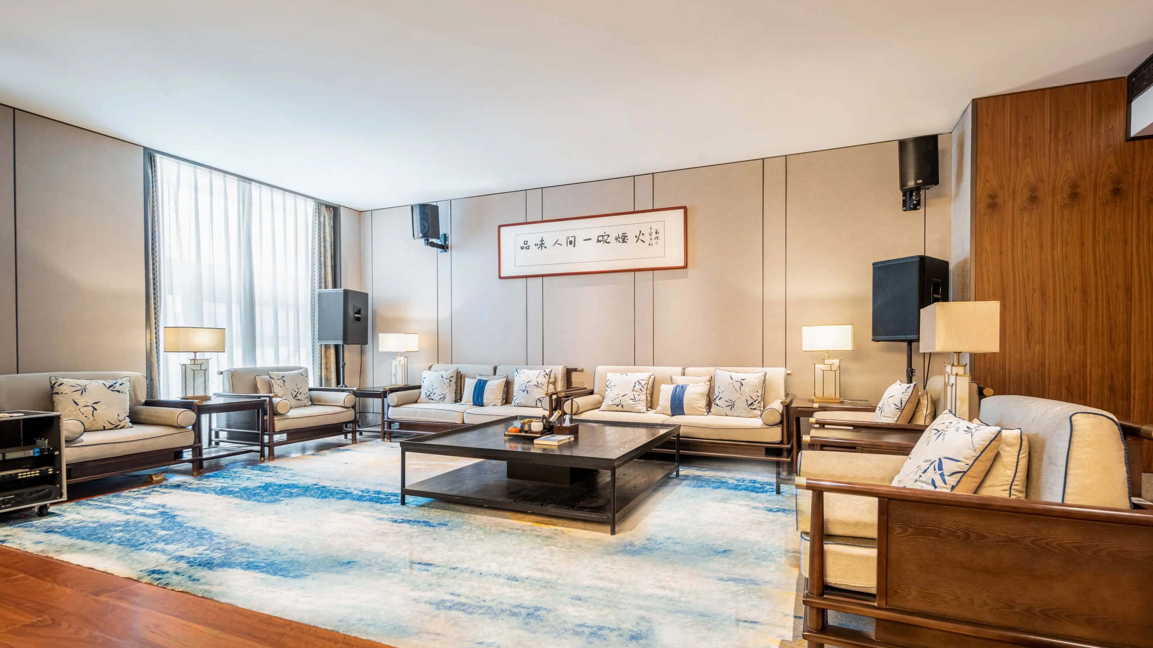 HOLIDAY INN SHIJIAZHUANG CENTRAL 42/77