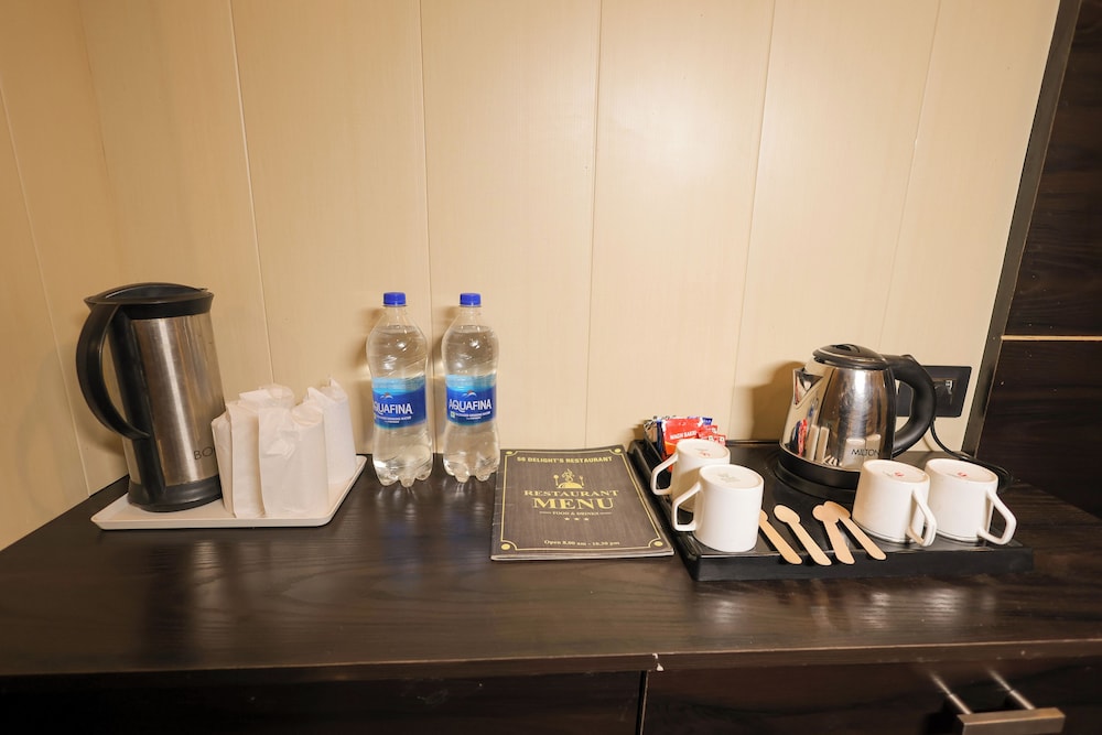 Hotel Krishnam 25/50